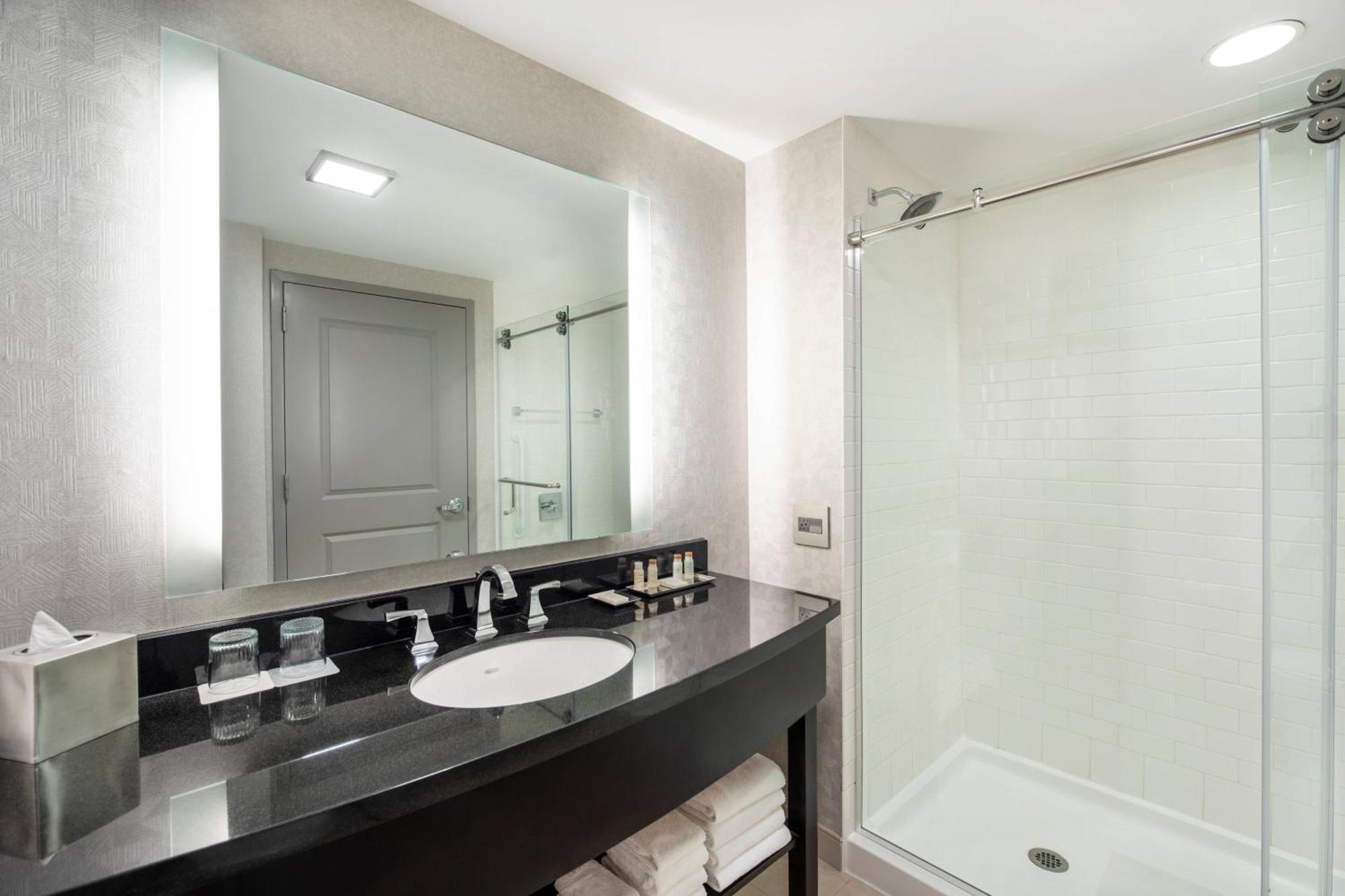 Renaissance Boston Patriot Place Hotel Φόξμπορο Εξωτερικό φωτογραφία